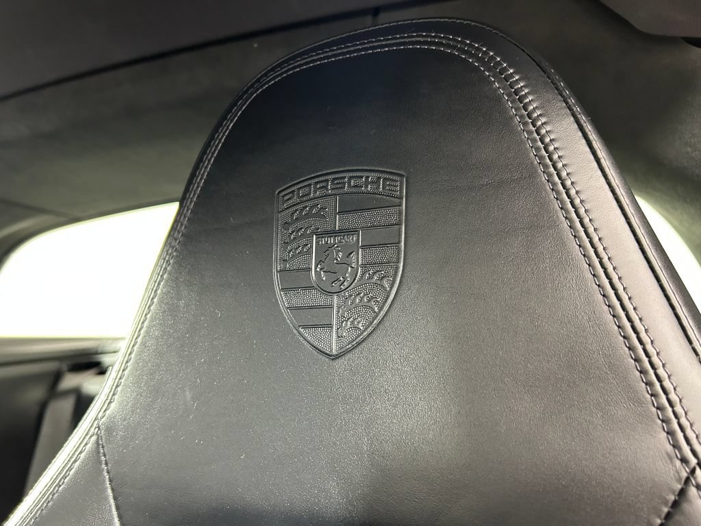 Certified 2023 Porsche 911 Targa 4 GTS AWD/4WD image 17