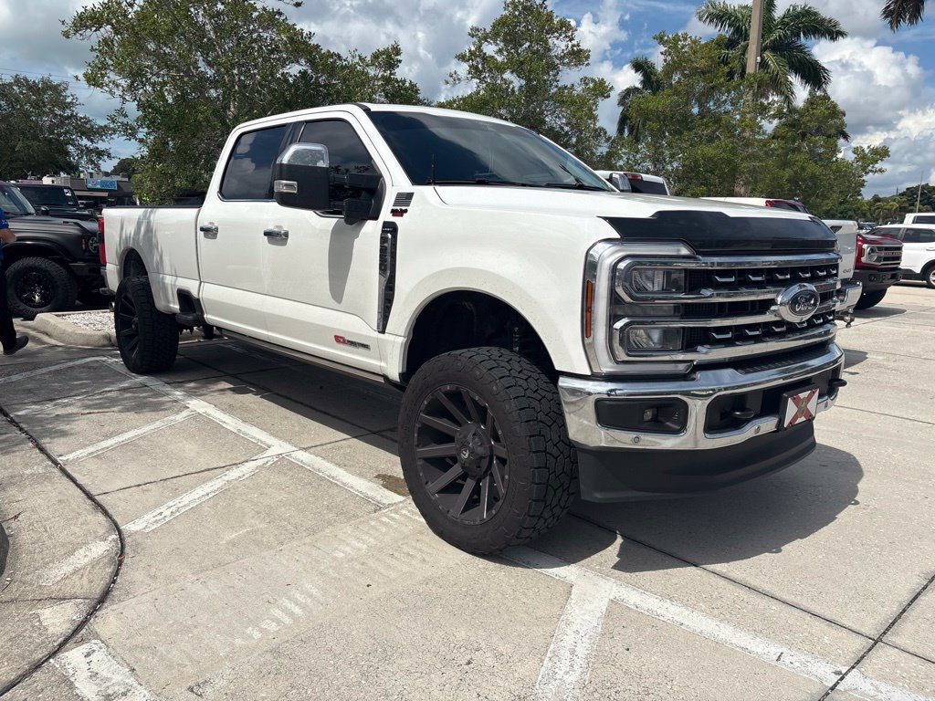 Used 2025 Ford F250 Lariat w/ Lariat Ultimate Package