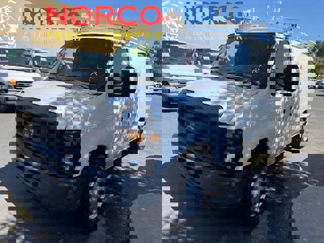 Used 2013 Ford E-250 and Econoline 250 w/ PWR Group image 2