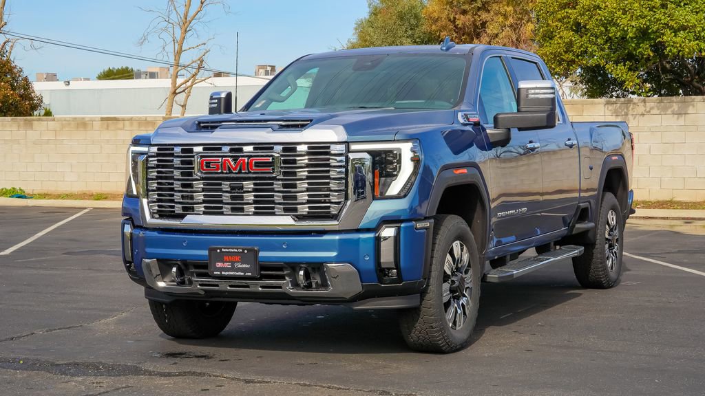 New 2025 GMC Sierra 2500 Denali w/ Technology Package image 2