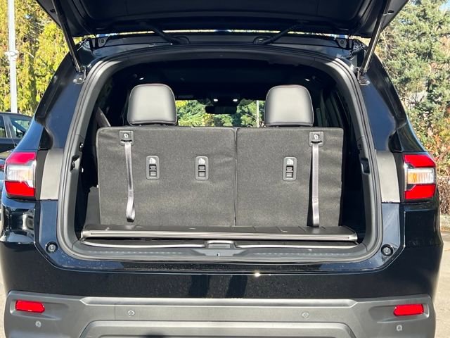 New 2025 Honda Pilot Black Edition image 18