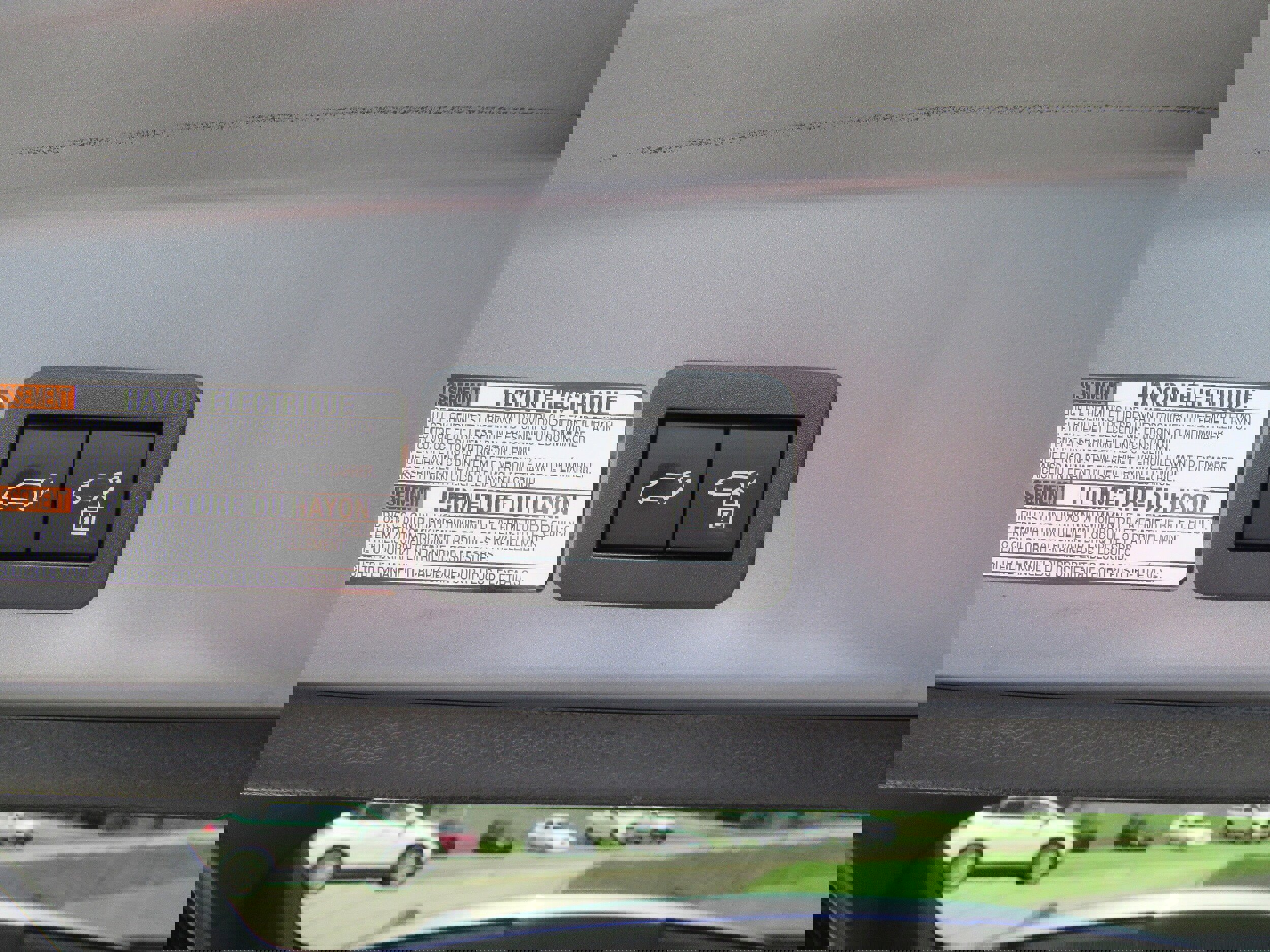 Used 2022 Toyota Corolla Cross XLE image 40