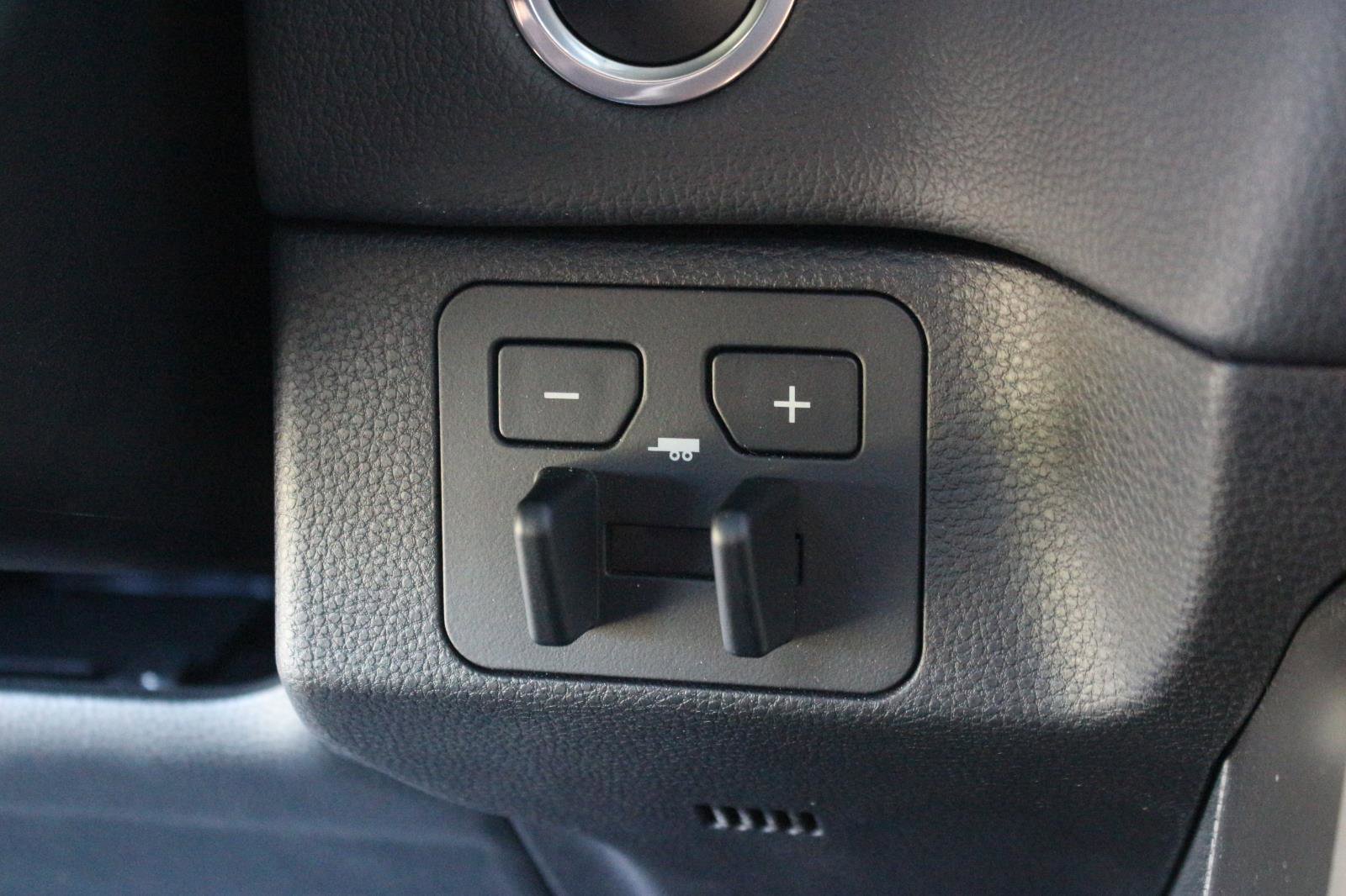 Used 2024 Toyota Tundra Limited w/ Power Package image 33