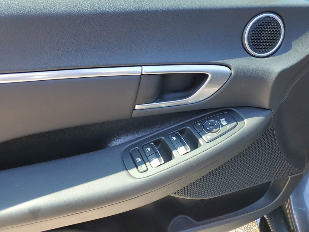 Used 2023 Hyundai Sonata SEL FWD image 18