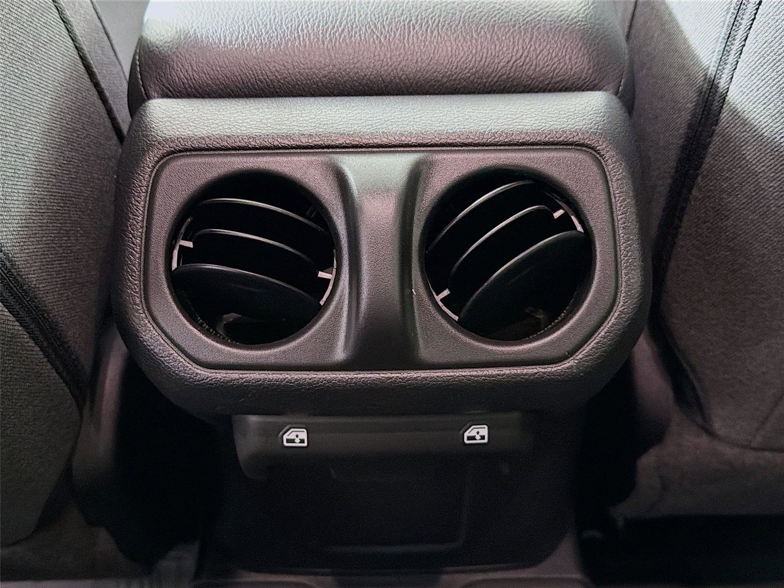 Used 2025 Jeep Gladiator Willys image 24