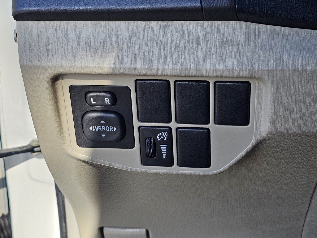 Used 2012 Toyota Prius Four FWD image 22