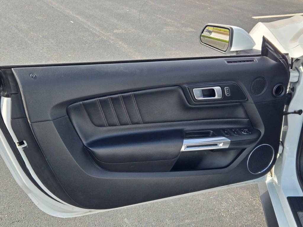 Certified 2020 Ford Mustang Premium RWD image 15