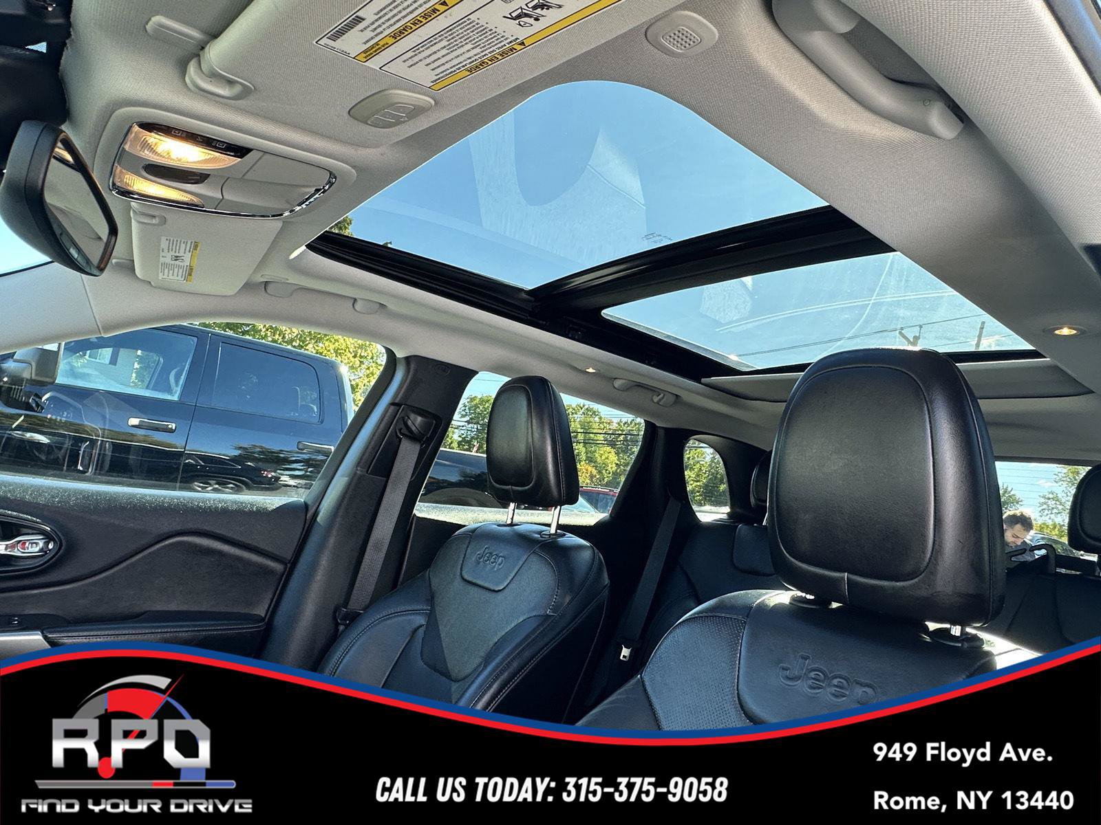 Used 2021 Jeep Cherokee Limited AWD/4WD image 20