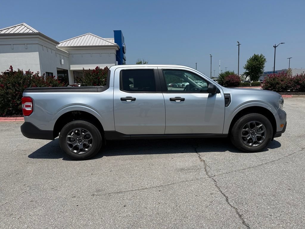 Used 2022 Ford Maverick XLT FWD image 9