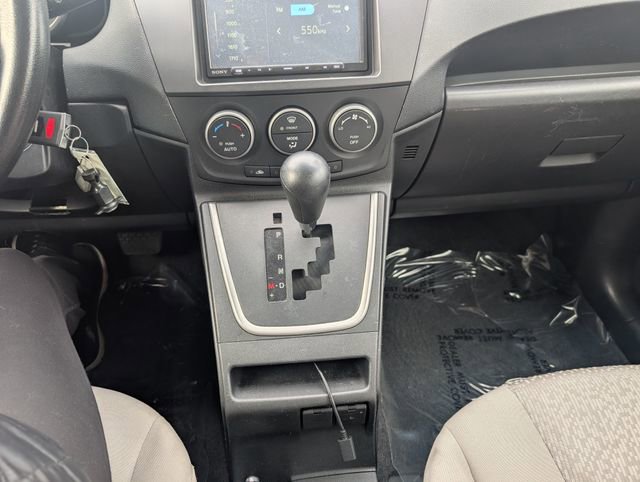 Used 2012 MAZDA MAZDA5 Sport image 11
