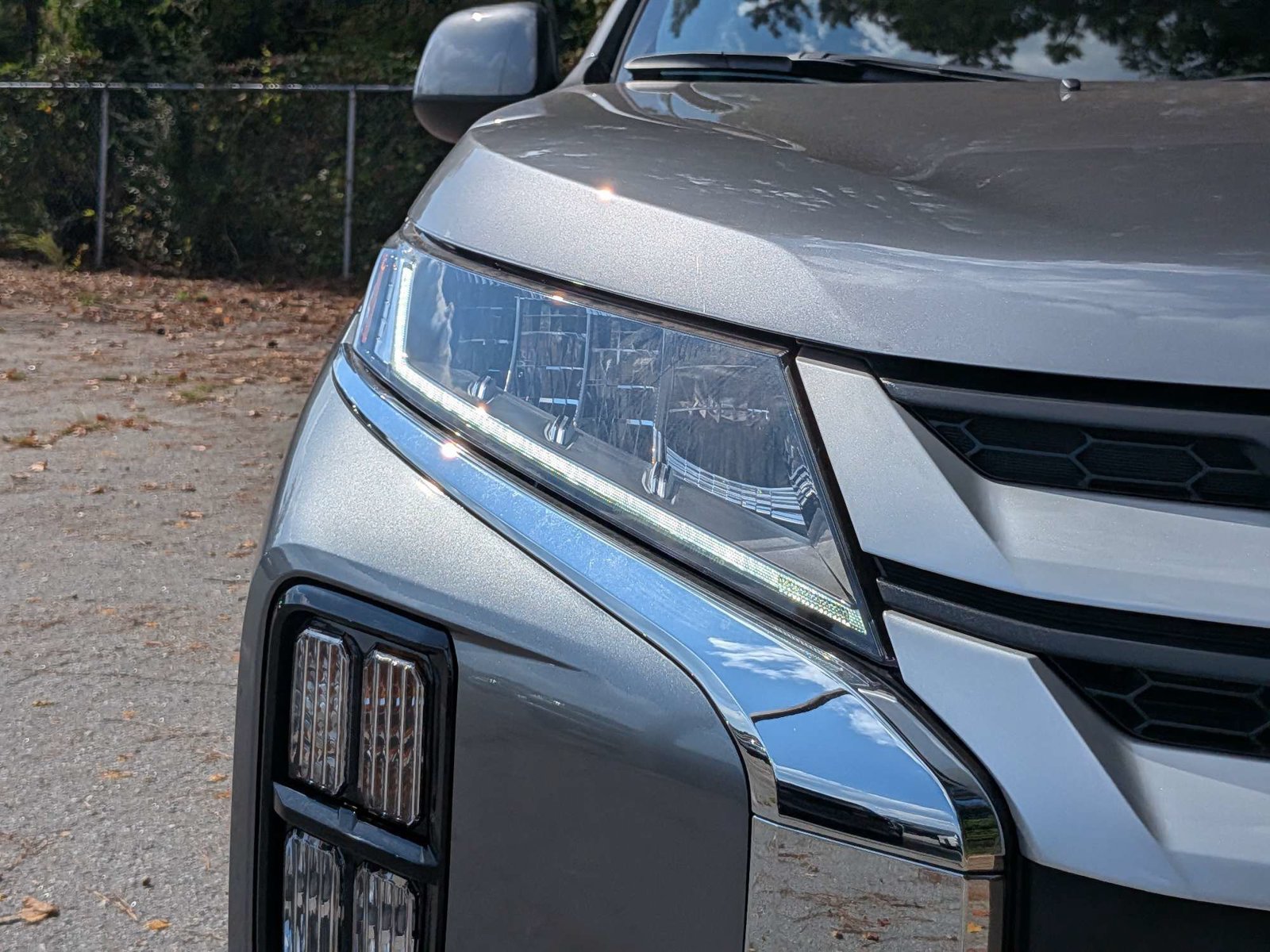 New 2027 Mitsubishi Outlander Sport ES FWD image 9