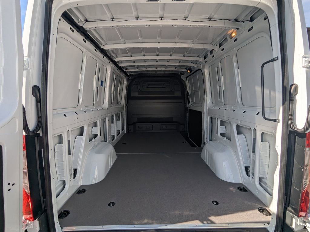 New 2026 Mercedes-Benz Sprinter 2500 image 10