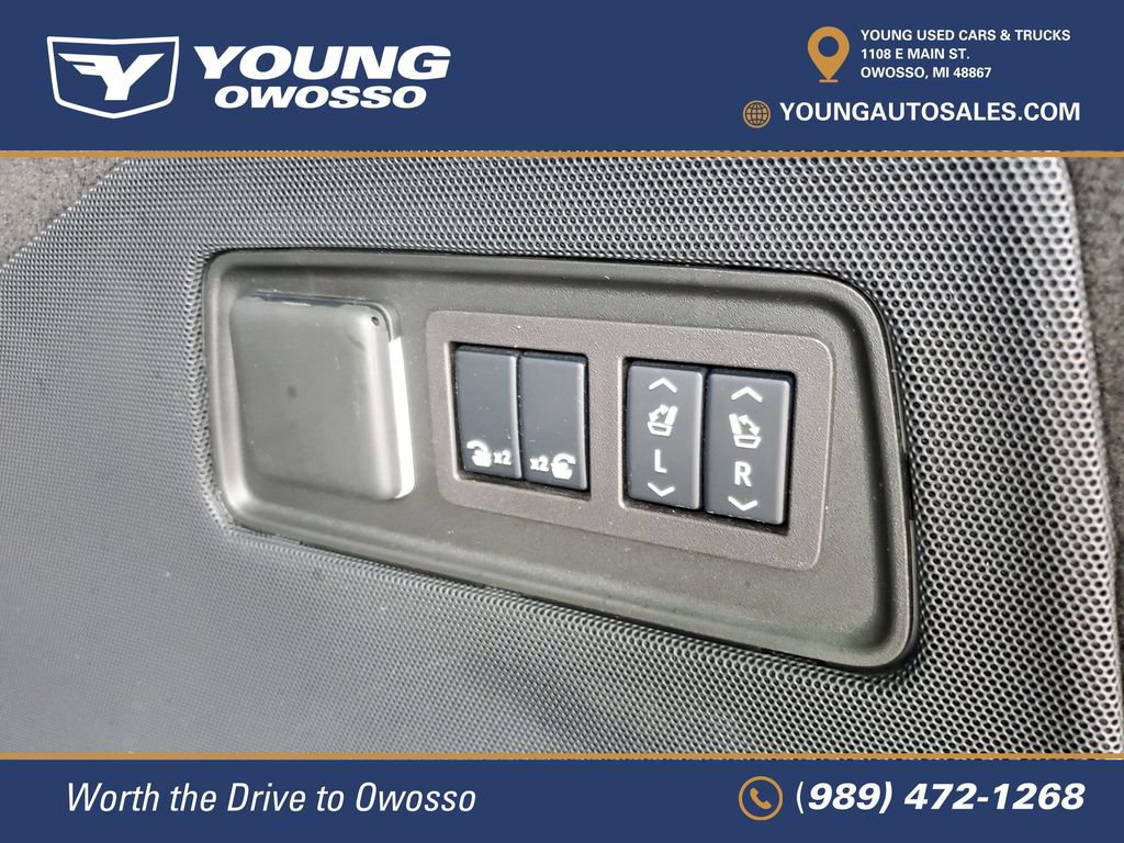 Certified 2024 Cadillac Escalade Premium Luxury w/ LPO, Floor Liner Package AWD/4WD image 34