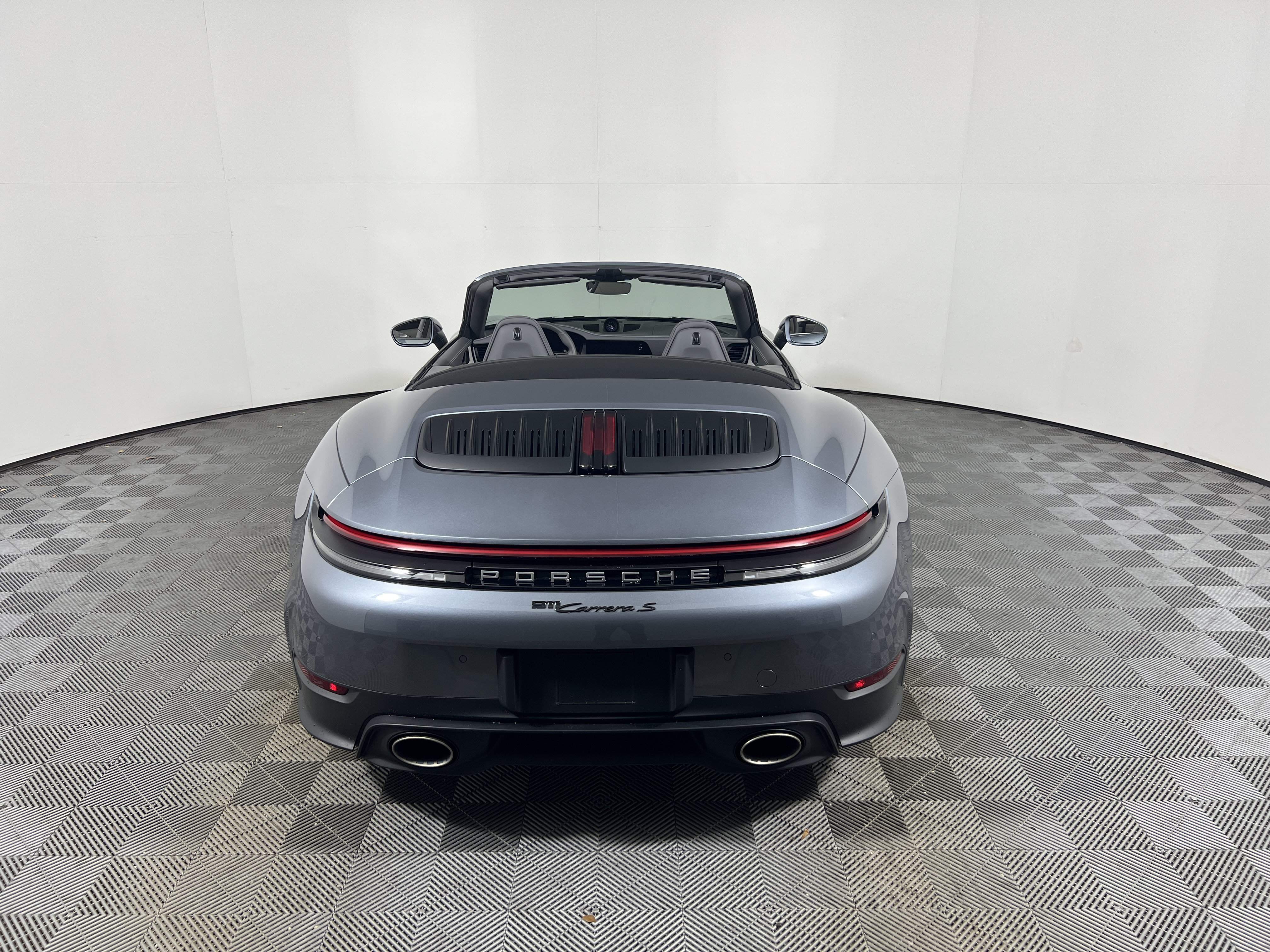 Certified 2026 Porsche 911 Carrera S RWD image 6