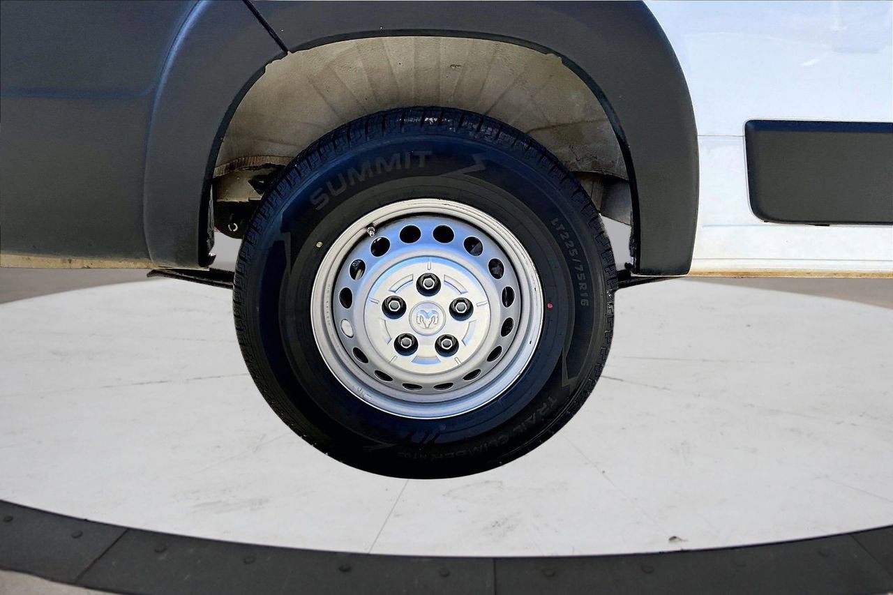 Used 2024 RAM ProMaster 2500 w/ Convenience Group image 34