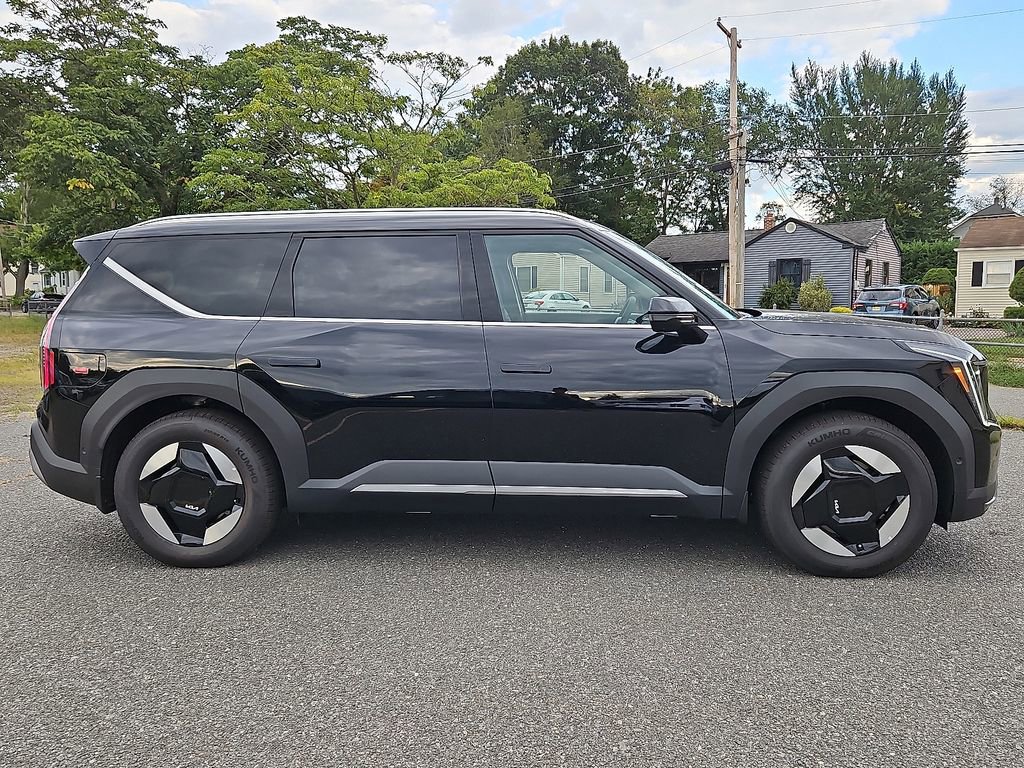 New 2026 Kia EV9 Wind image 6
