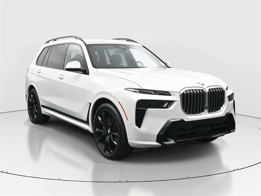 Used 2023 BMW X7 xDrive40i w/ Executive Package image 12