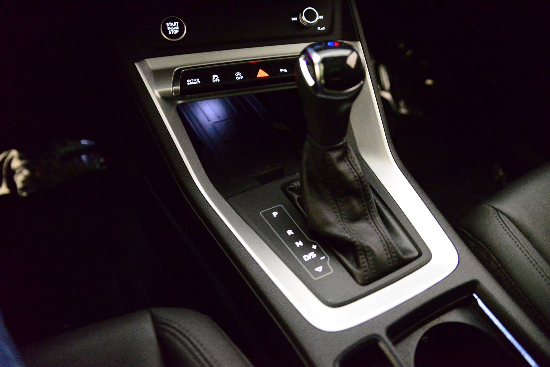 Certified 2025 Audi Q3 2.0T Premium w/ Convenience Package image 15