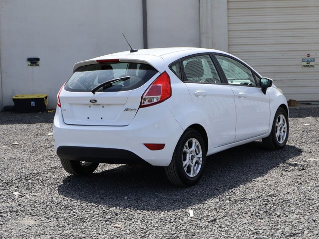 Used 2015 Ford Fiesta SE FWD image 5
