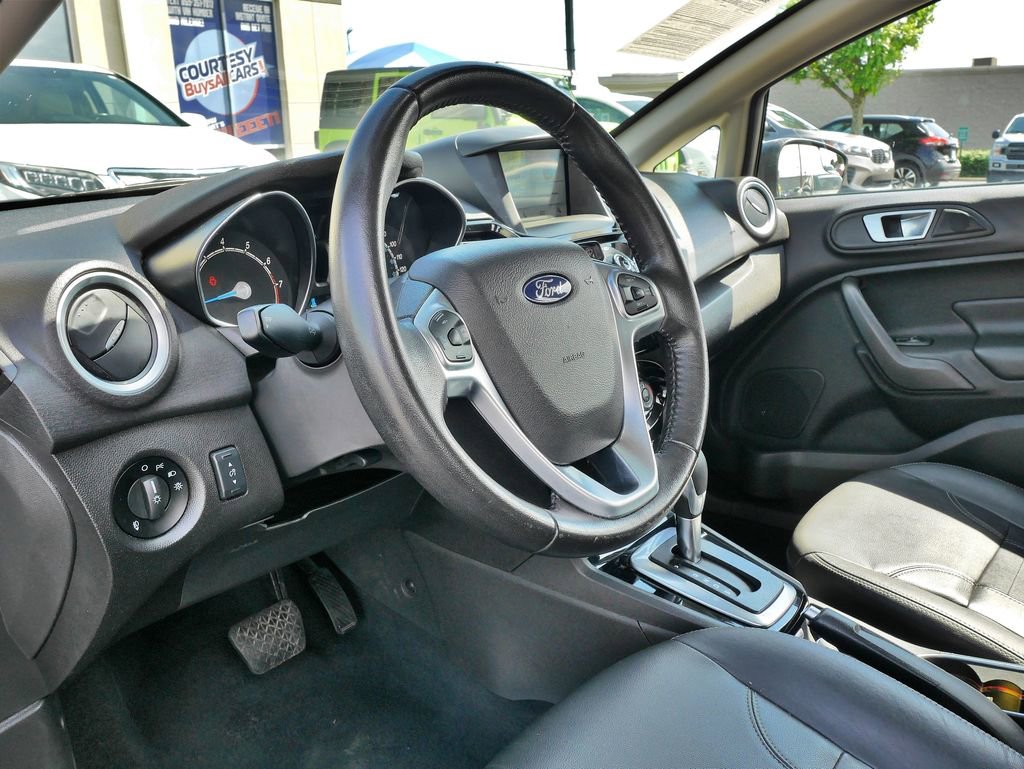 Used 2018 Ford Fiesta Titanium FWD image 22