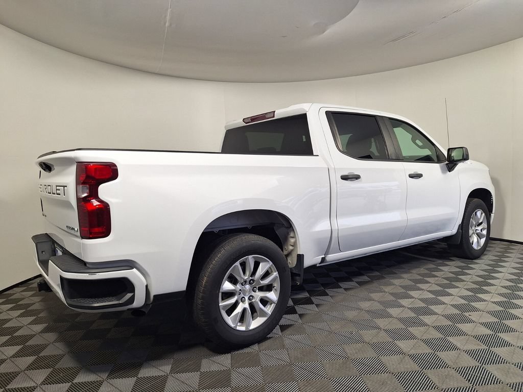 Used 2023 Chevrolet Silverado 1500 Custom RWD image 5