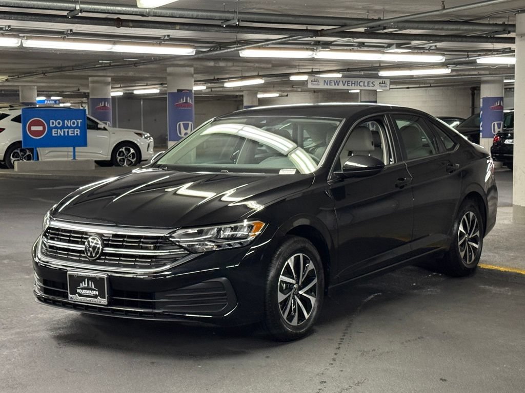 Certified 2024 Volkswagen Jetta S FWD image 35