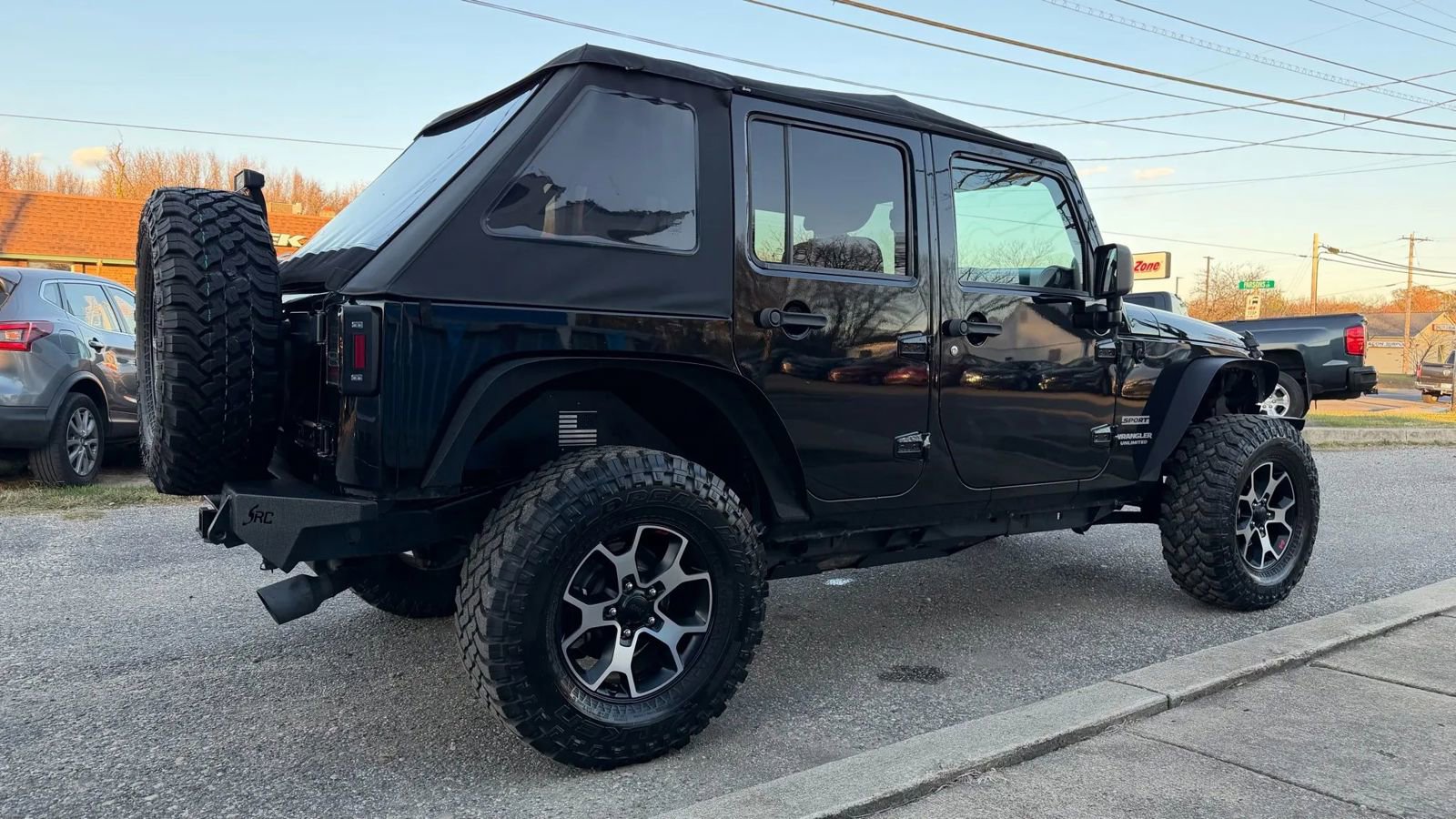 Used 2012 Jeep Wrangler Unlimited Sport image 7