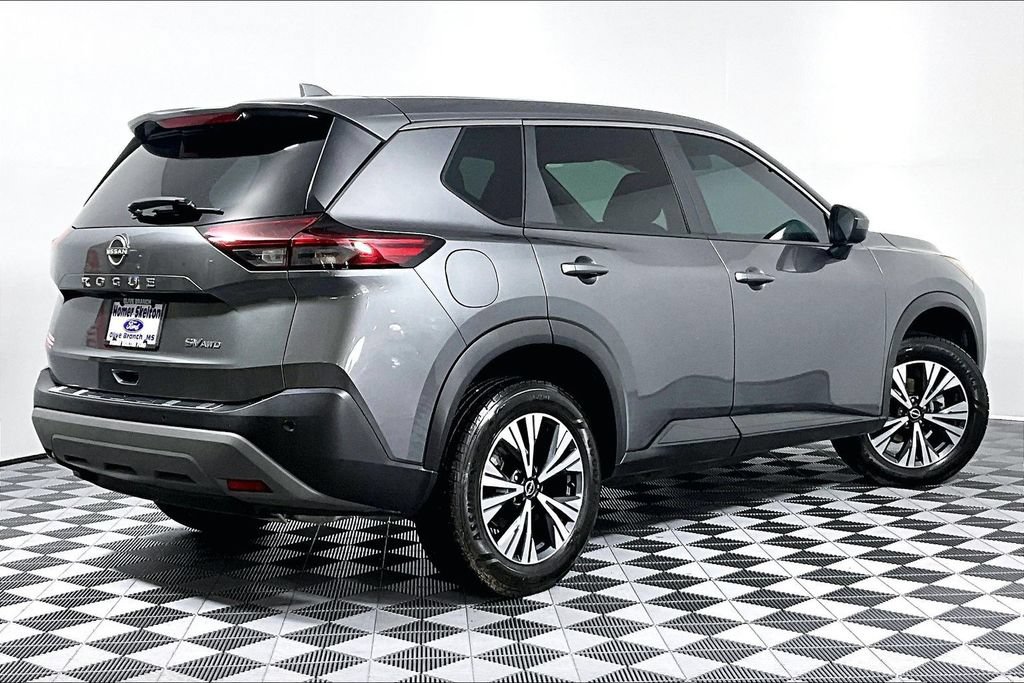 Used 2023 Nissan Rogue SV AWD/4WD image 12