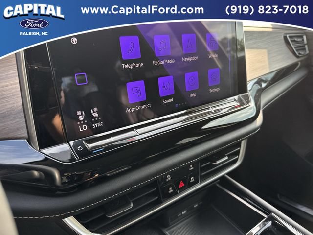Used 2024 Volkswagen Atlas SEL Premium R-Line AWD/4WD image 27