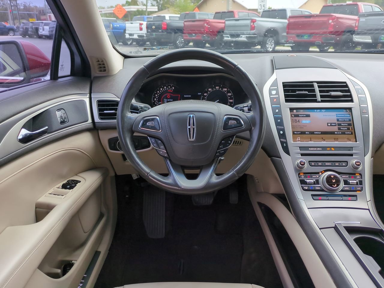 Used 2017 Lincoln MKZ Premiere image 15