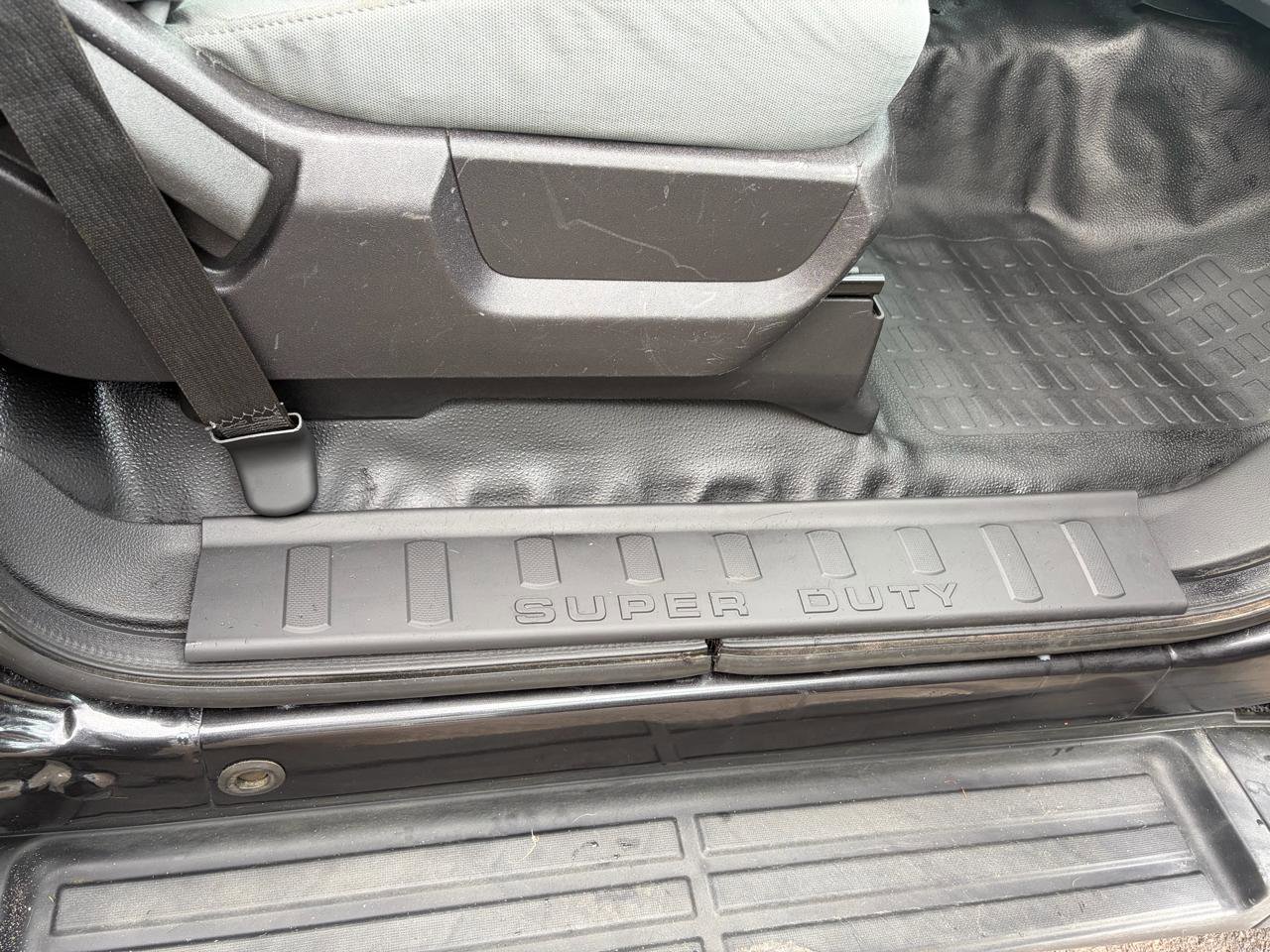 Used 2014 Ford F250 XL w/ Power Equipment Group image 38