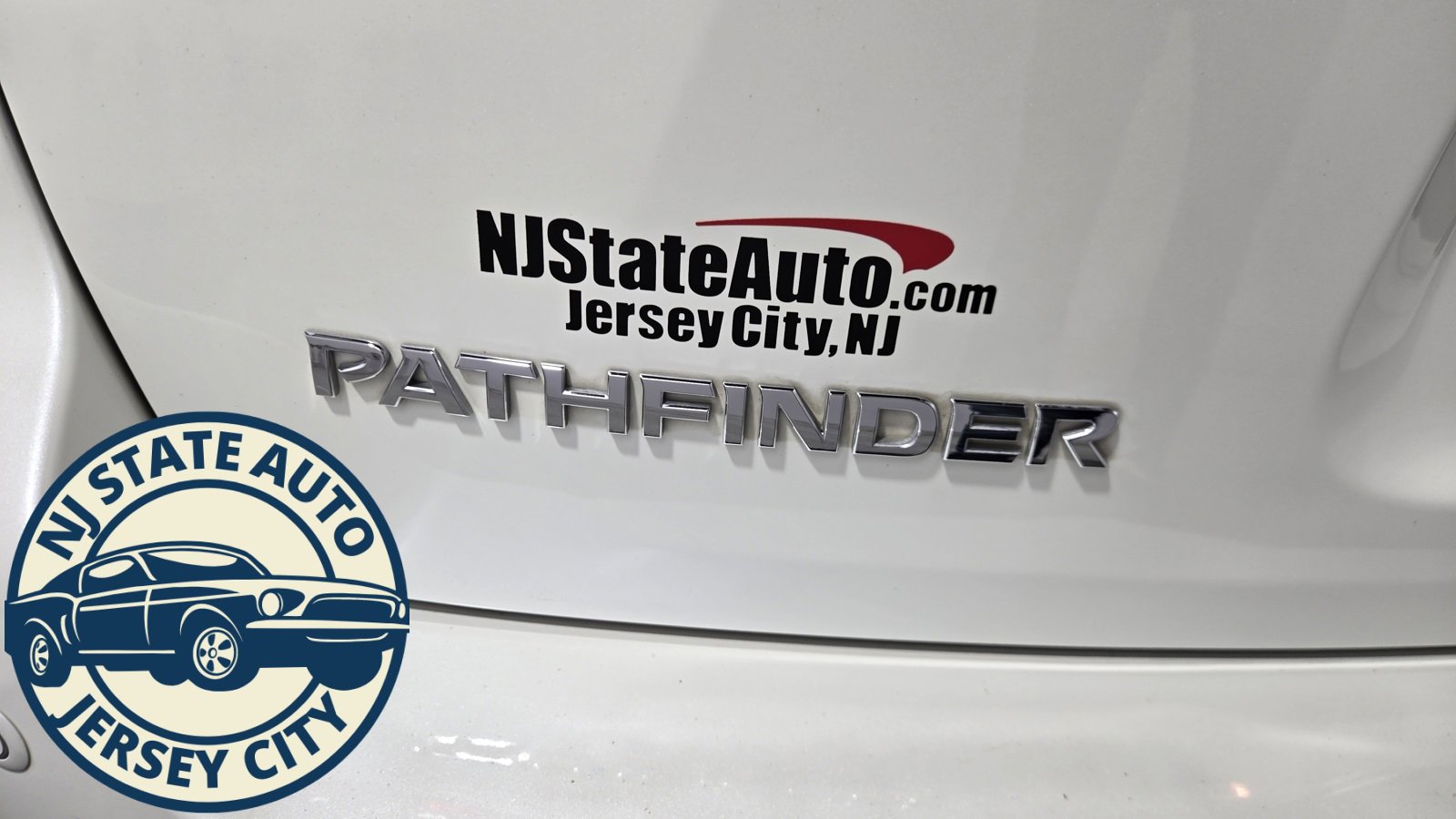 Used 2018 Nissan Pathfinder SL image 32