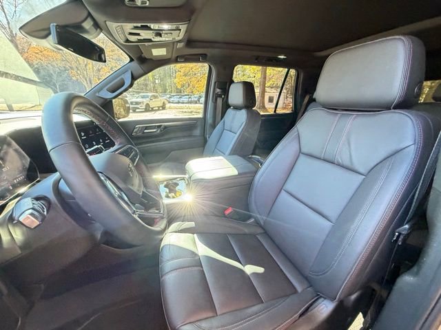 Used 2025 Chevrolet Tahoe RST w/ Comfort Package image 14