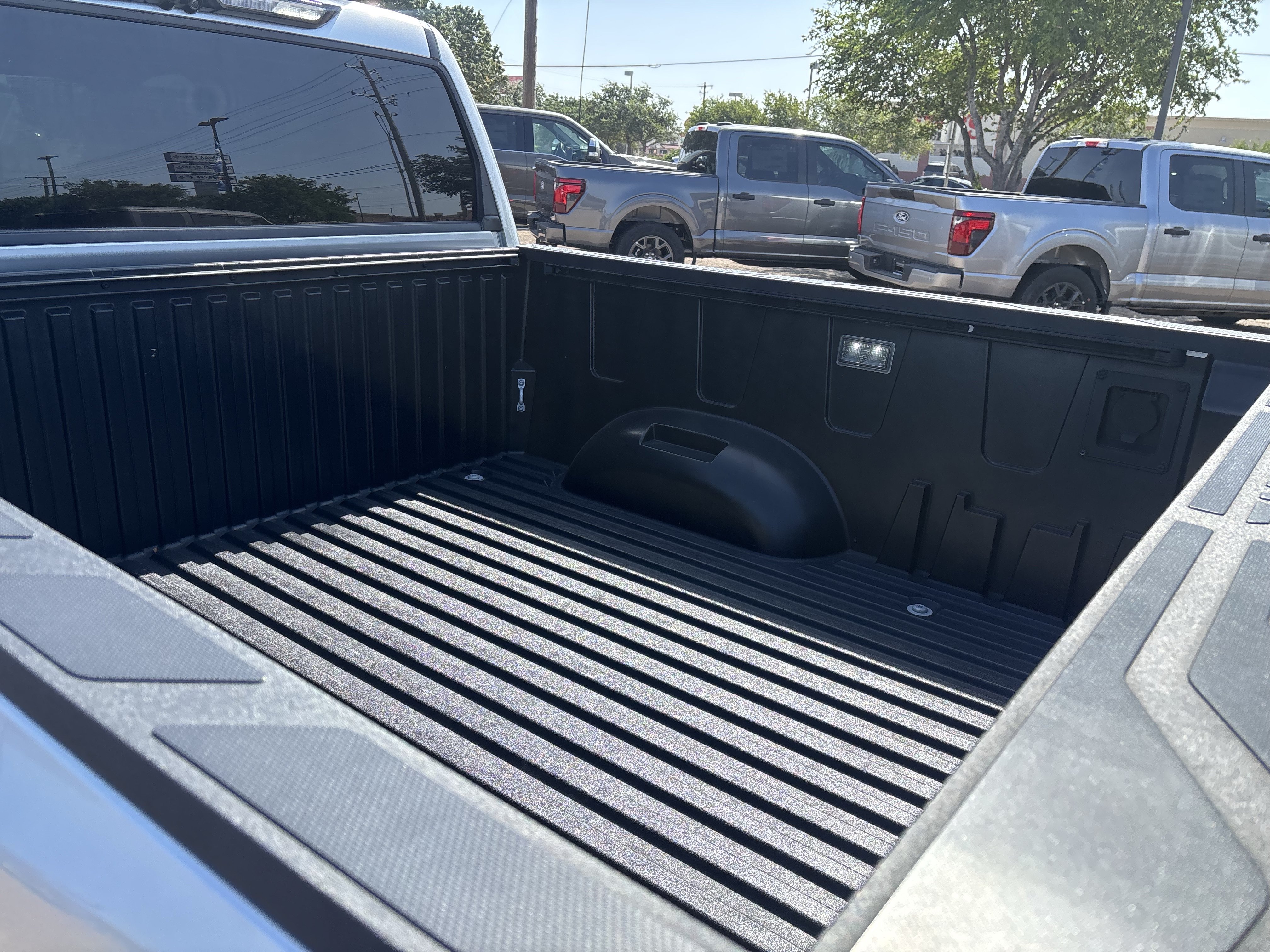 Used 2024 Toyota Tundra Limited RWD image 18
