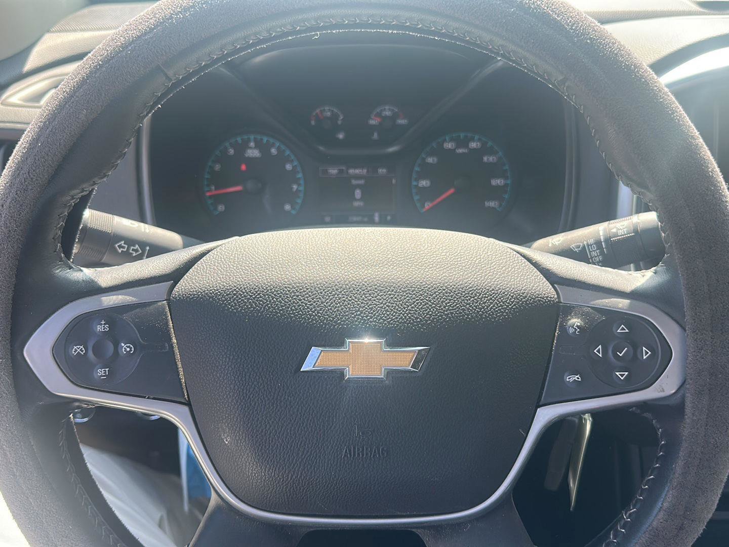 Used 2022 Chevrolet Colorado LT w/ LT Convenience Package image 13