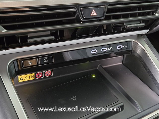 New 2025 Lexus TX 500h AWD image 19