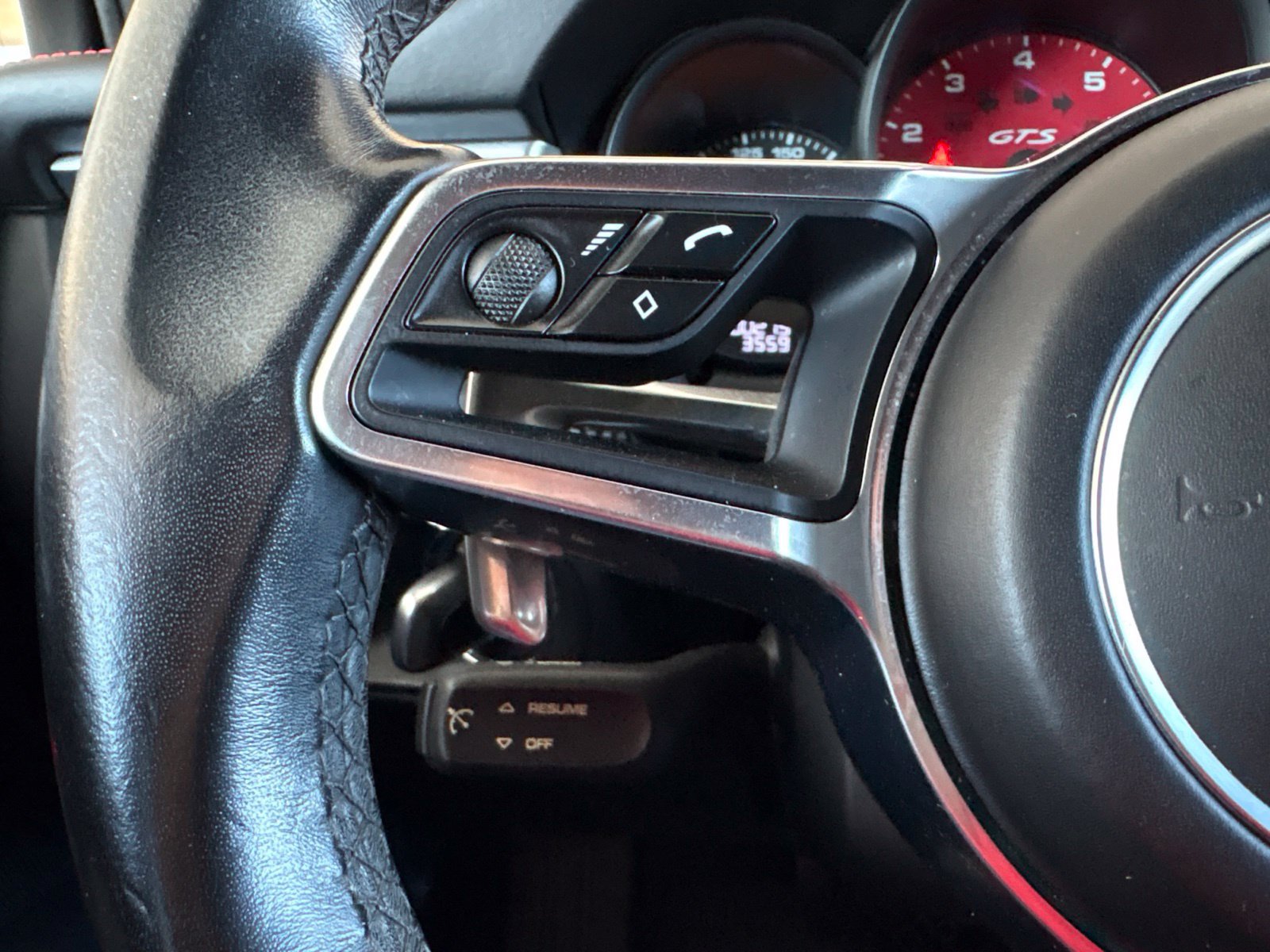 Used 2018 Porsche Macan GTS AWD/4WD image 27