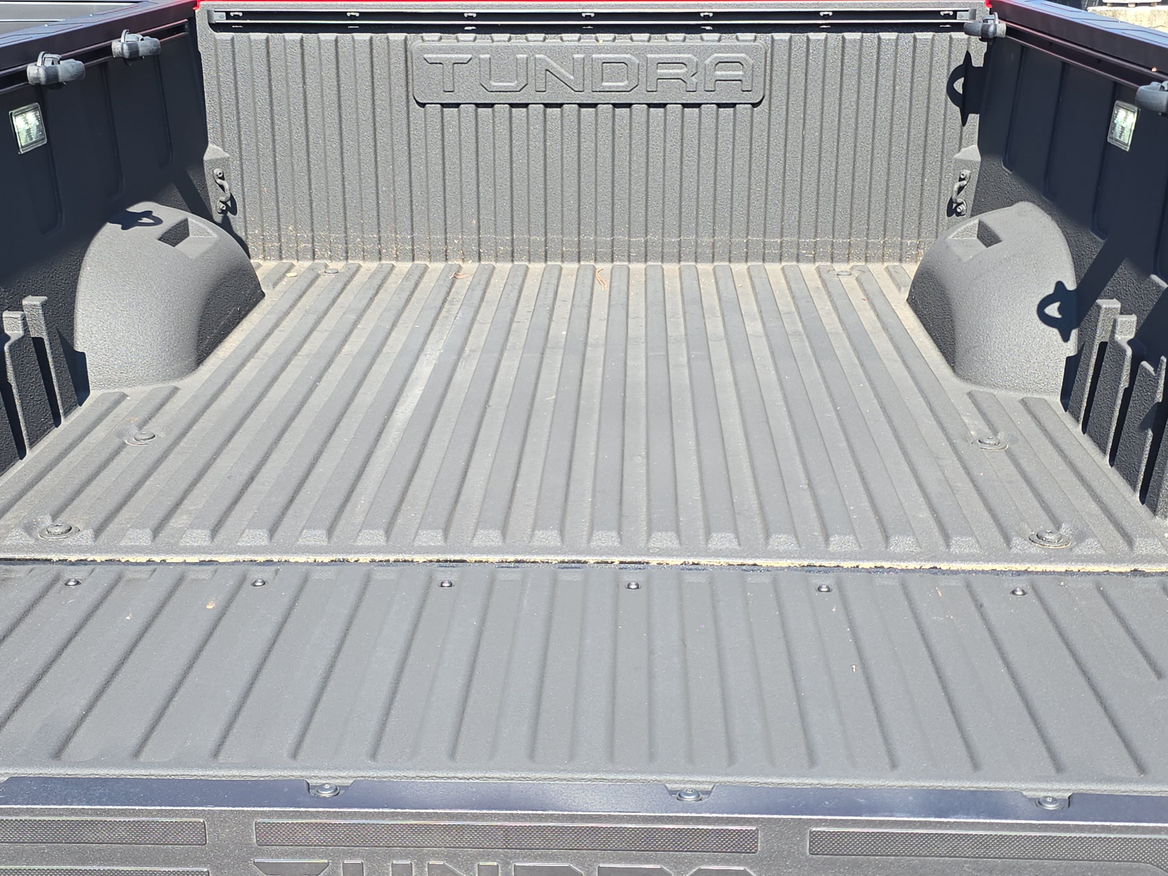Used 2025 Toyota Tundra Platinum AWD/4WD image 12