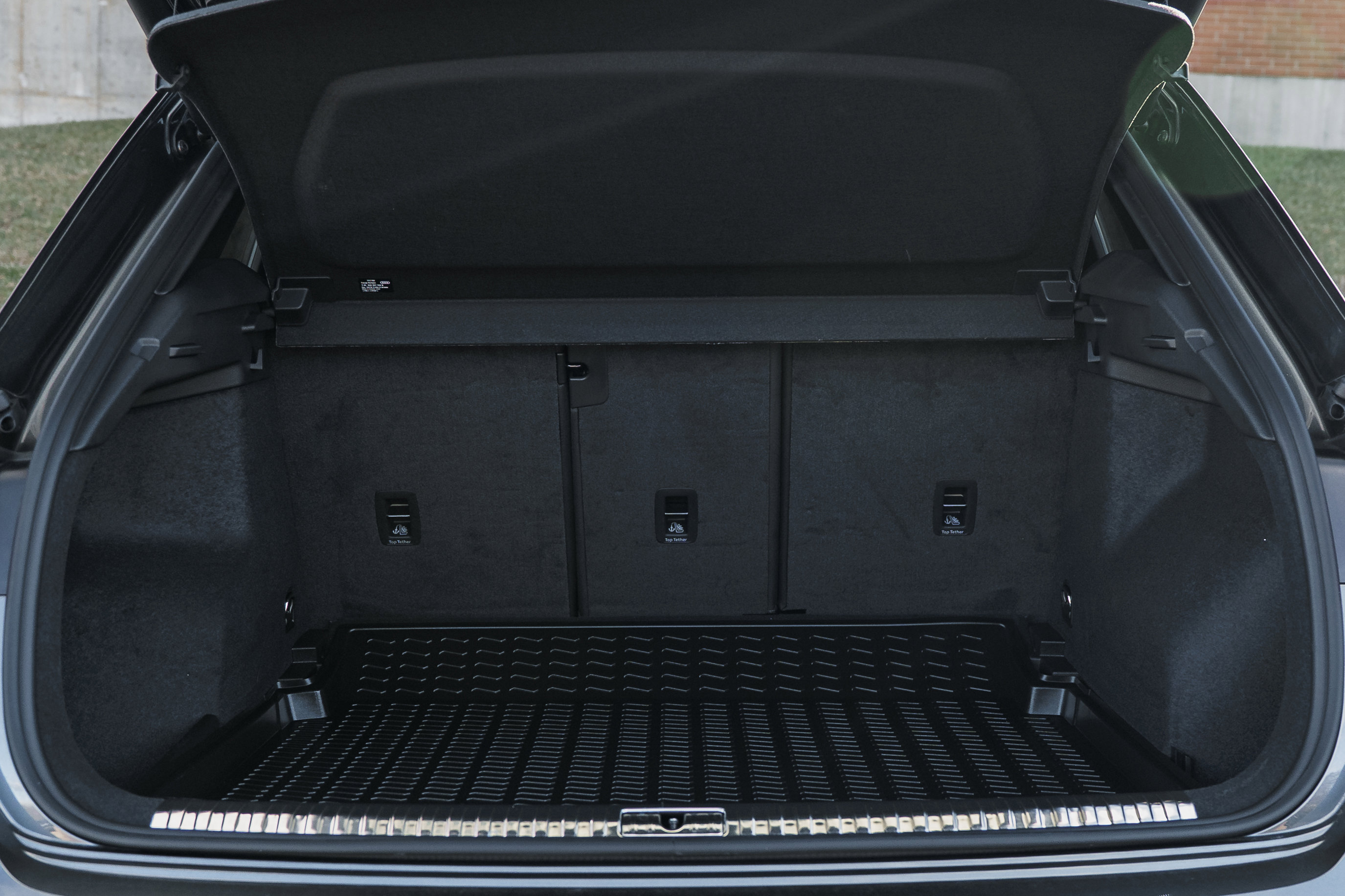 Certified 2025 Audi Q3 2.0T Premium Plus w/ Premium Plus Package image 26