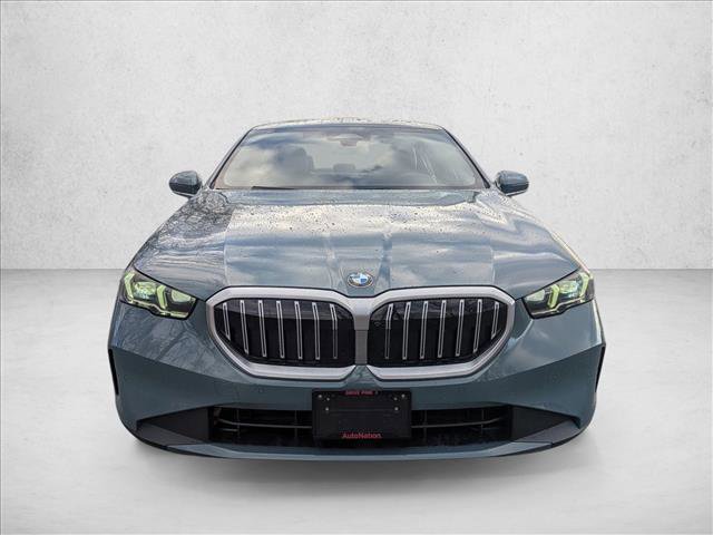 Certified 2026 BMW 530i xDrive AWD/4WD image 2