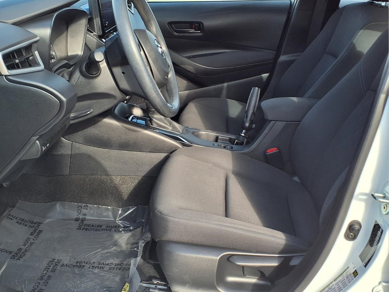 Used 2023 Toyota Corolla LE FWD image 12