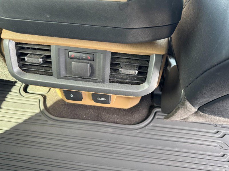 Used 2022 Ford F150 Lariat w/ Equipment Group 502A High AWD/4WD image 16