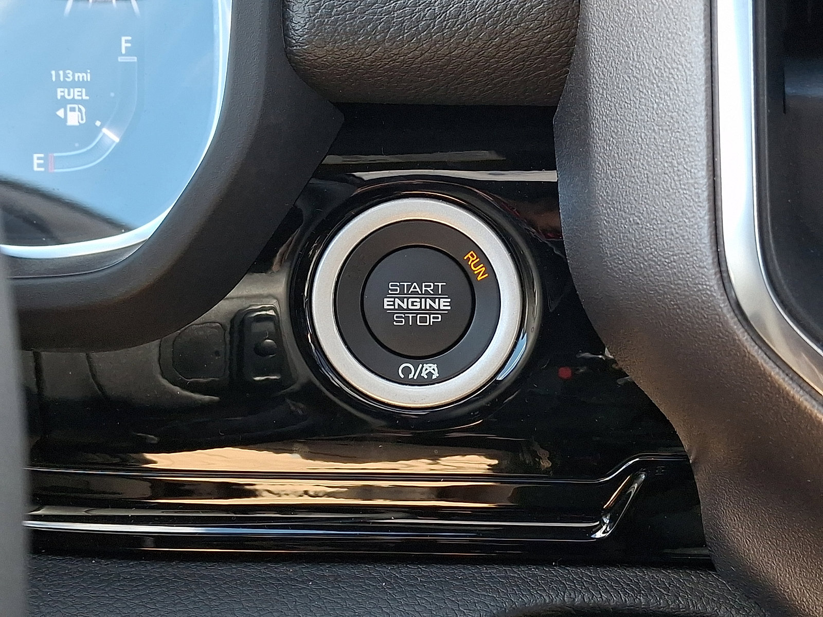 Used 2026 RAM 1500 Laramie w/ Night Edition image 30