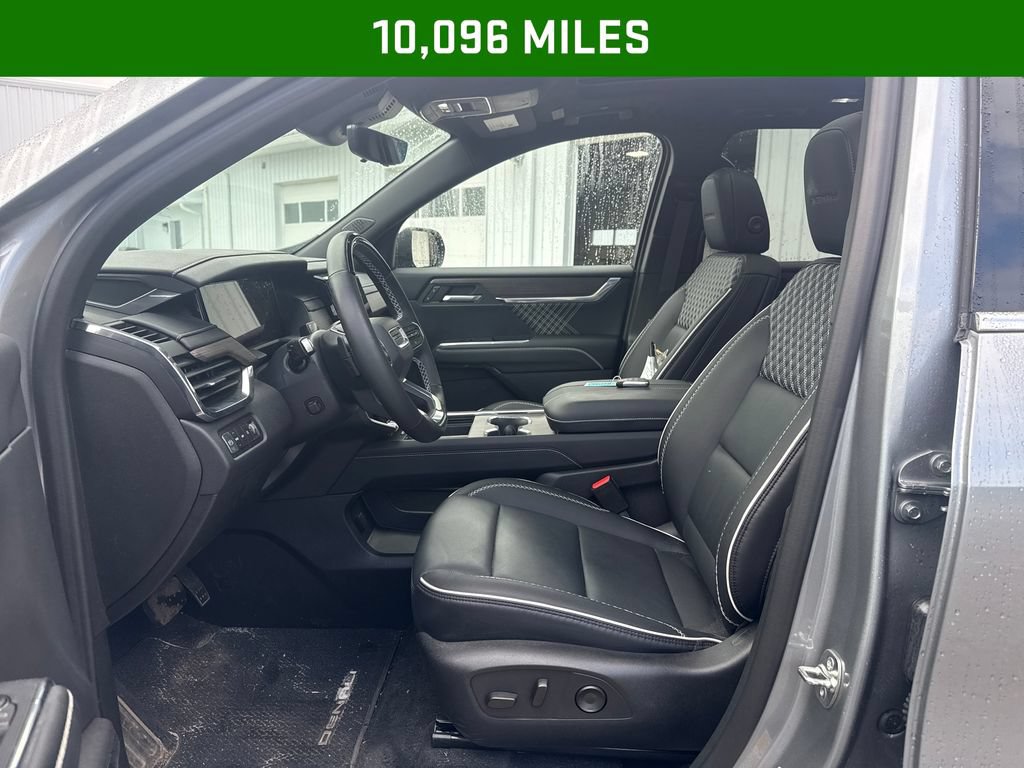 Used 2026 GMC Acadia Denali w/ Super Cruise Package AWD/4WD image 4