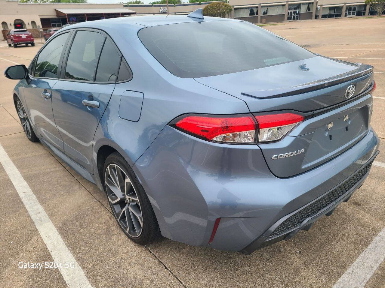 Used 2020 Toyota Corolla SE FWD image 4