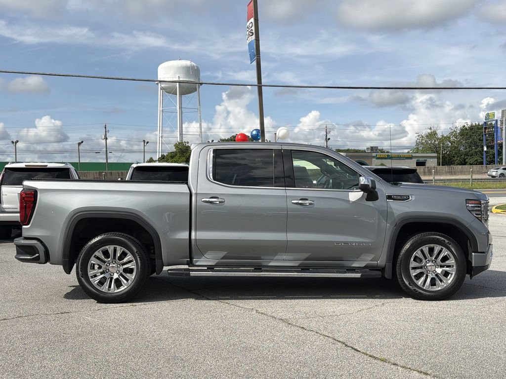 Used 2023 GMC Sierra 1500 Denali w/ Technology Package AWD/4WD image 21