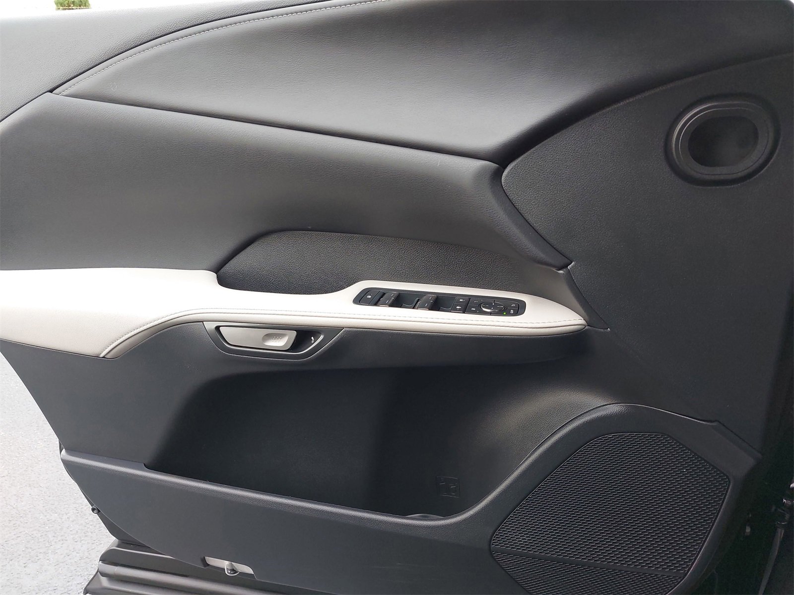 Used 2024 Lexus RX 350h image 31