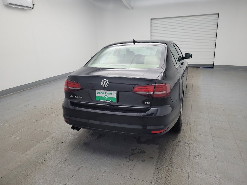 Used 2016 Volkswagen Jetta SEL Premium image 7
