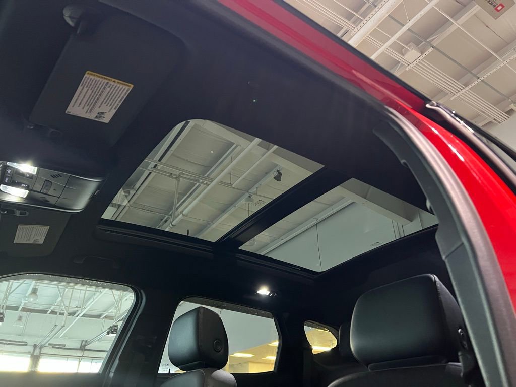 Used 2022 Chevrolet Blazer RS w/ LPO, Exterior Decal Package image 21