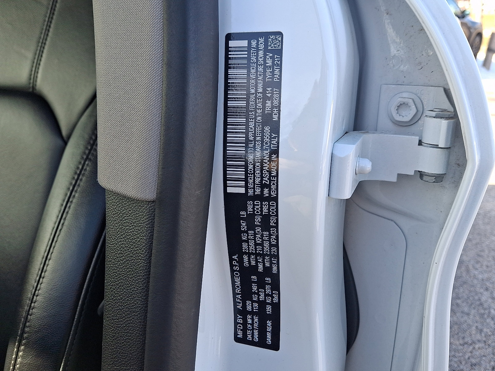 Used 2020 Alfa Romeo Stelvio AWD w/ Cold Weather Package image 28